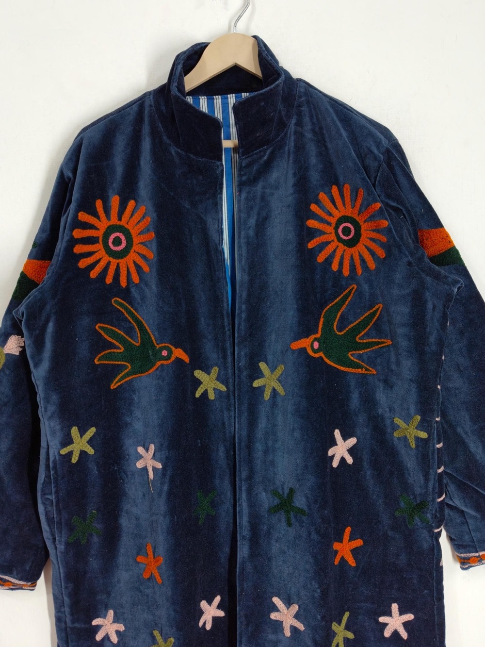 New Artisan Handmade Deep Blue Velvet Suzani Embroidered Statement Coat - Picture 6 of 8